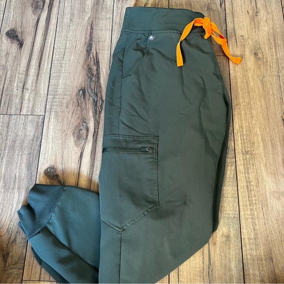 Figs Other - Moss Figs Scrub Set